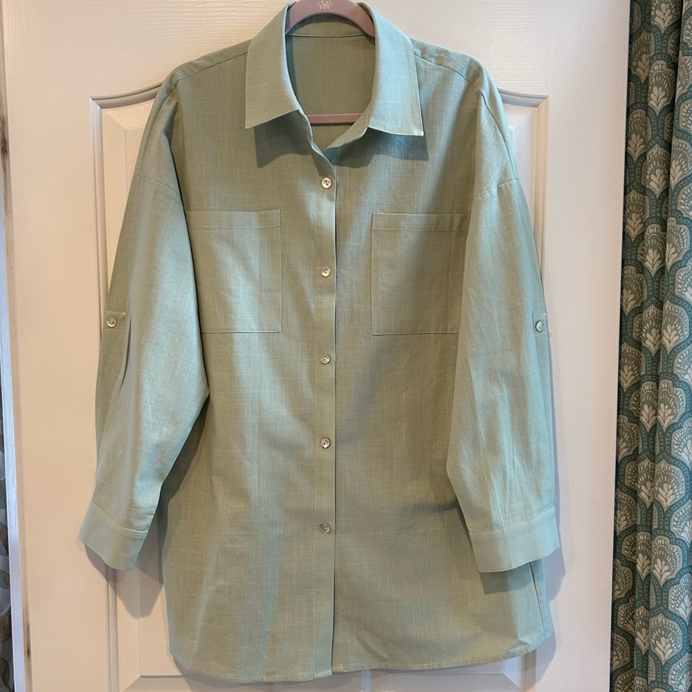 Light Green 100% Cotton long sleeve top, Med